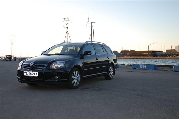 Toyota Avensis 2,2 D-cat  (solgt billede 12