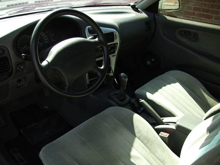 Mitsubishi Colt 1,6 GLXI (Solgt) billede 4