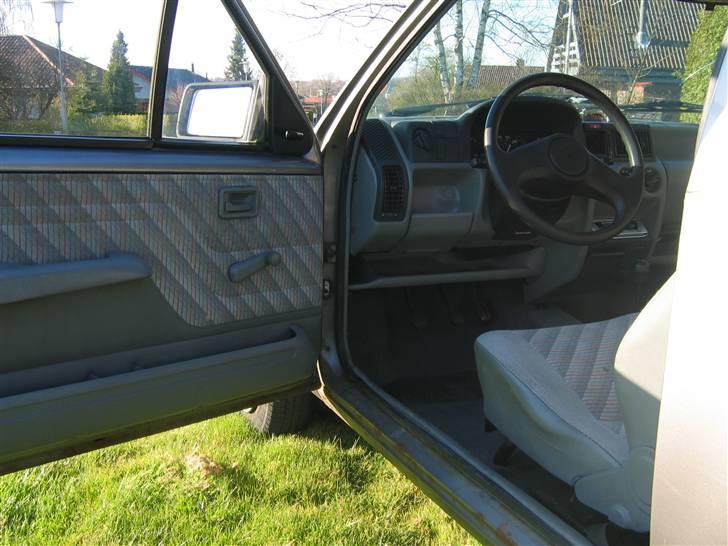 Opel corsa a SOLGT billede 3