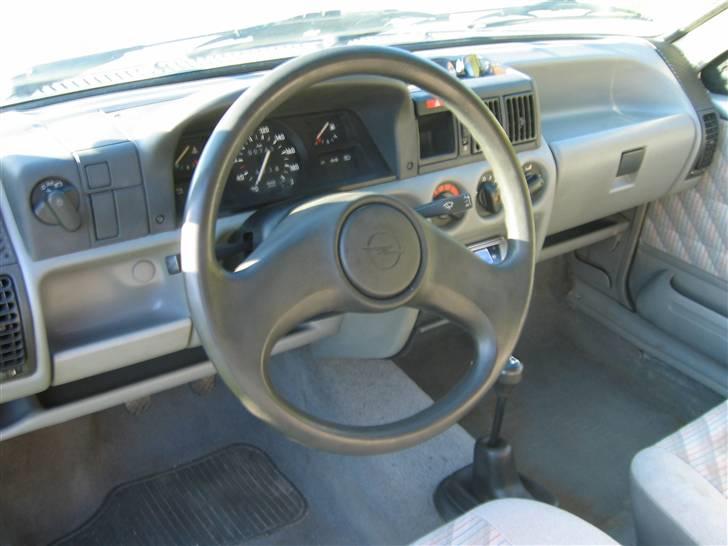 Opel corsa a SOLGT billede 4