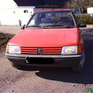 Peugeot 205 . S.o.l.g.t.
