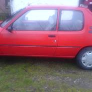 Peugeot 205 . S.o.l.g.t.