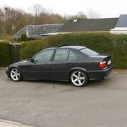 BMW 320i ( Bytte med E30)