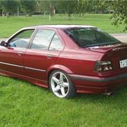 BMW e36 320i