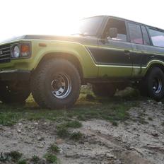 Toyota landcruiser hj60 solgt