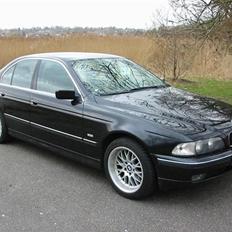 BMW 528I e39 *Solgt*