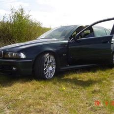 BMW 528i.-------solgt------