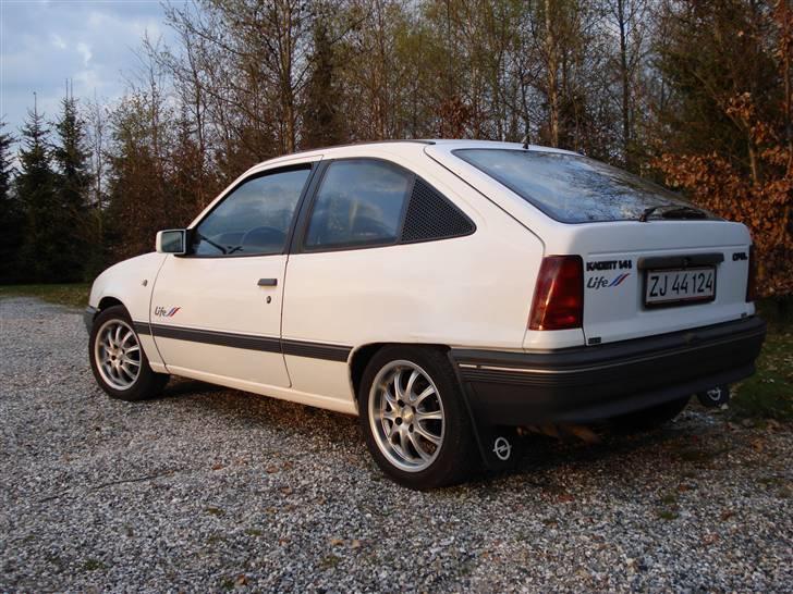 Opel kadett 1.4i billede 5