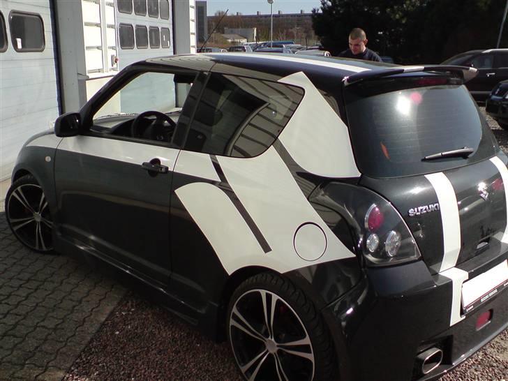 Suzuki Swift 1,6 Sport *SOLGT* - Så kom staferingen af billede 4