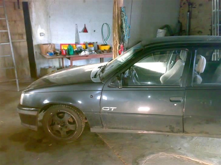 Opel kadett e sedan solgt billede 2