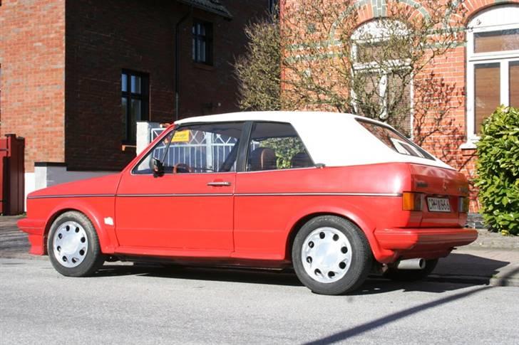 VW Golf 1 Cabriolet - SOLGT billede 2