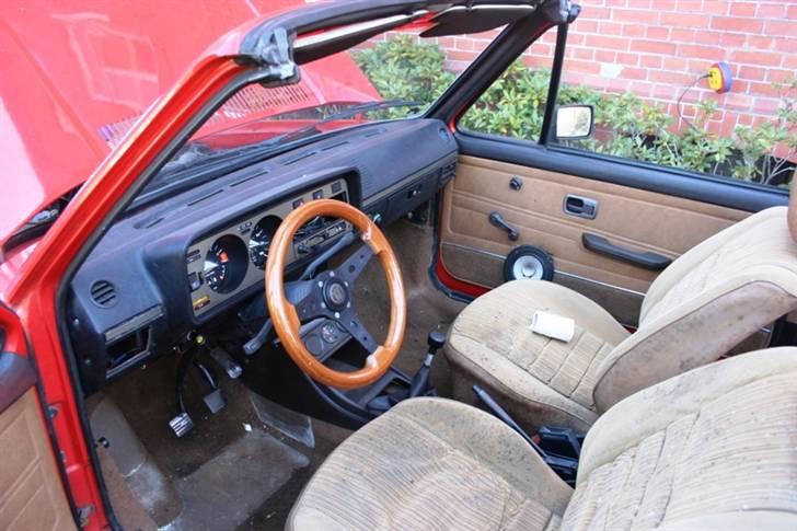 VW Golf 1 Cabriolet - SOLGT - Wolfsburg retro-rat billede 9