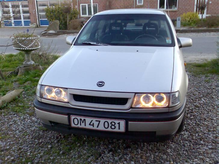 Opel vectra a 2.0i  billede 1