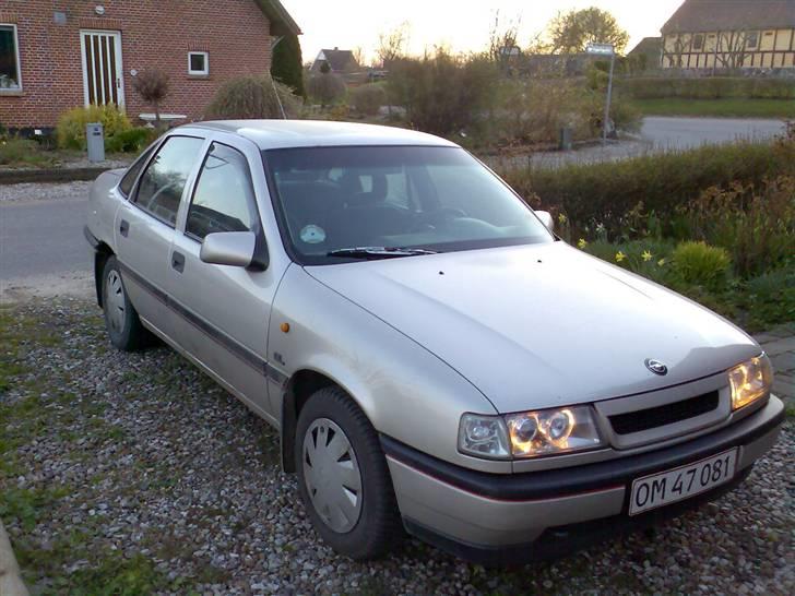 Opel vectra a 2.0i  billede 3