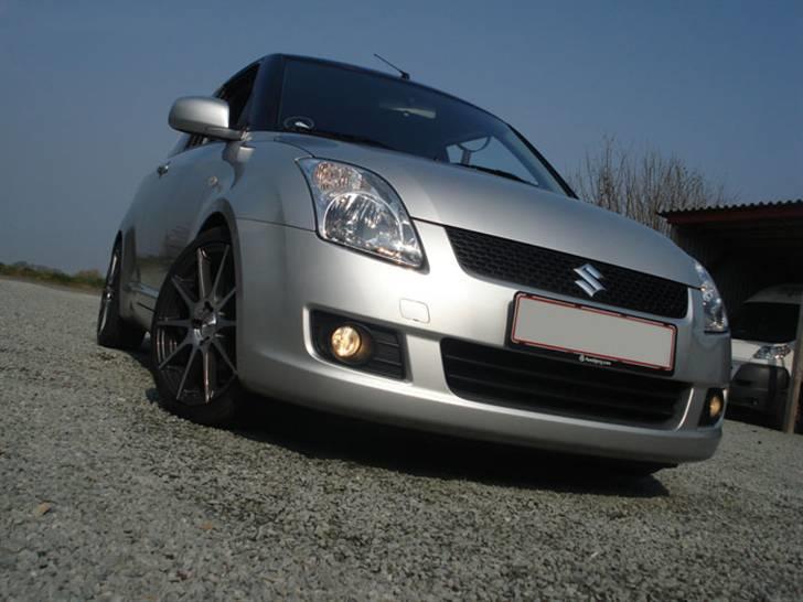 Suzuki Swift SOLGT billede 1