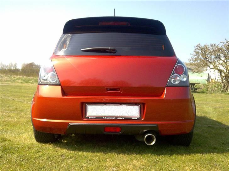 Suzuki Swift "SOLGT" billede 9