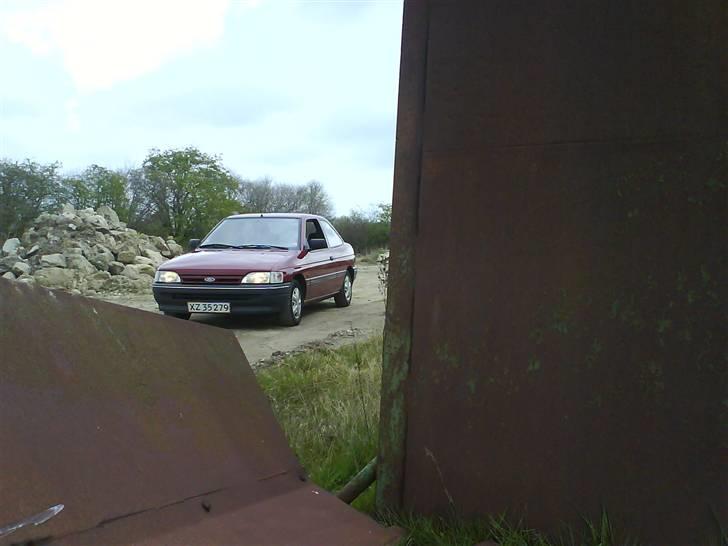 Ford Escort 1.8i  ( Solgt ) billede 9