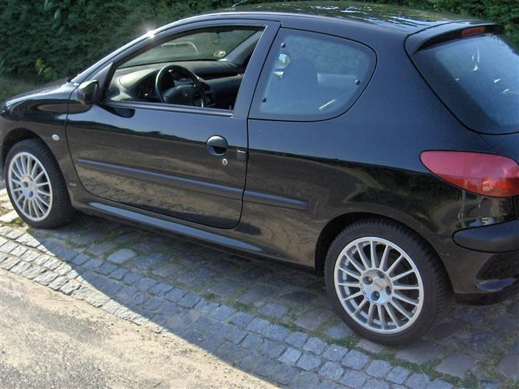 Peugeot 206 *SOLGT* billede 4