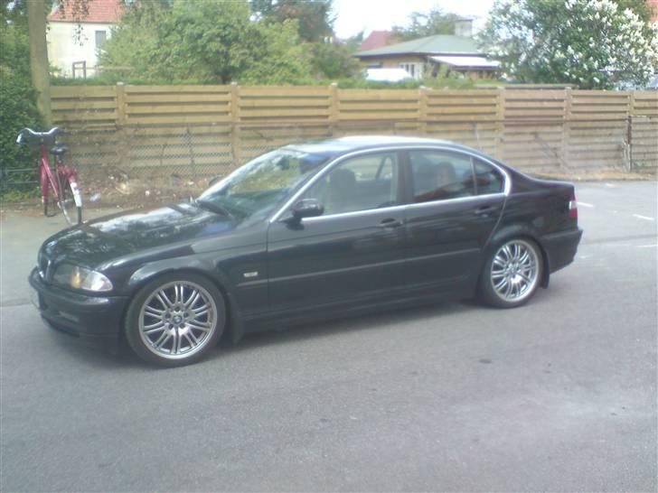 BMW 320i E46  Solgt - Et sted på Amarger billede 5