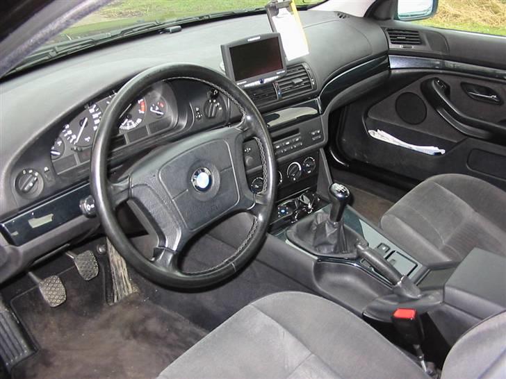 BMW 528I e39 *Solgt* billede 8