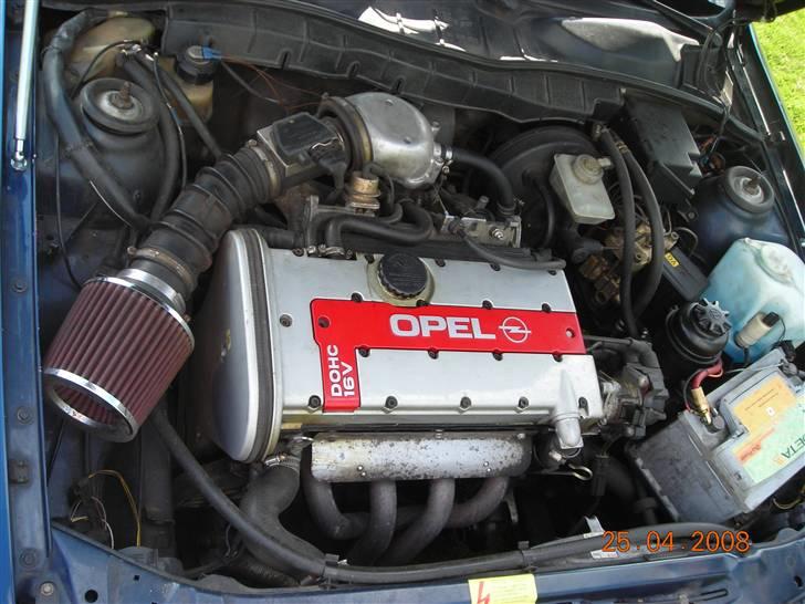 Opel vectra A 2000 billede 9