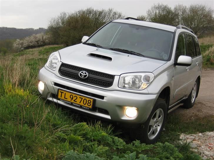 Toyota Rav 4 2,0 D4D *solgt* billede 12