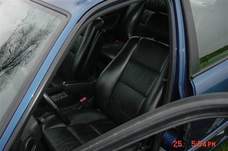 BMW e34  (SOLGT) - sort læder  billede 9