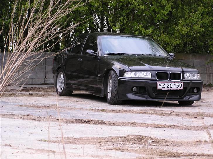 BMW e36 320i /// 325i SOLGT billede 7