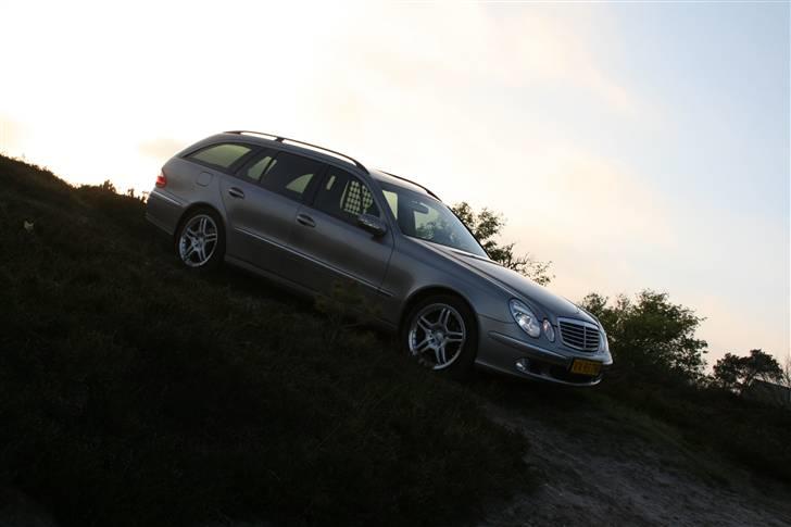 Mercedes Benz E270 CDI - Solgt! billede 3