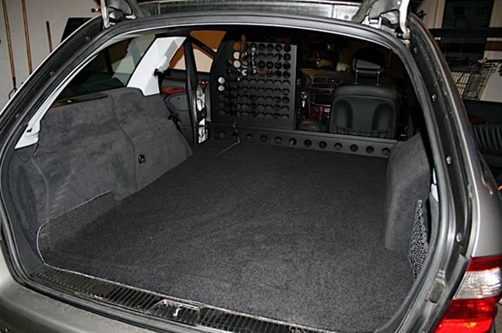 Mercedes Benz E270 CDI - Solgt! billede 7