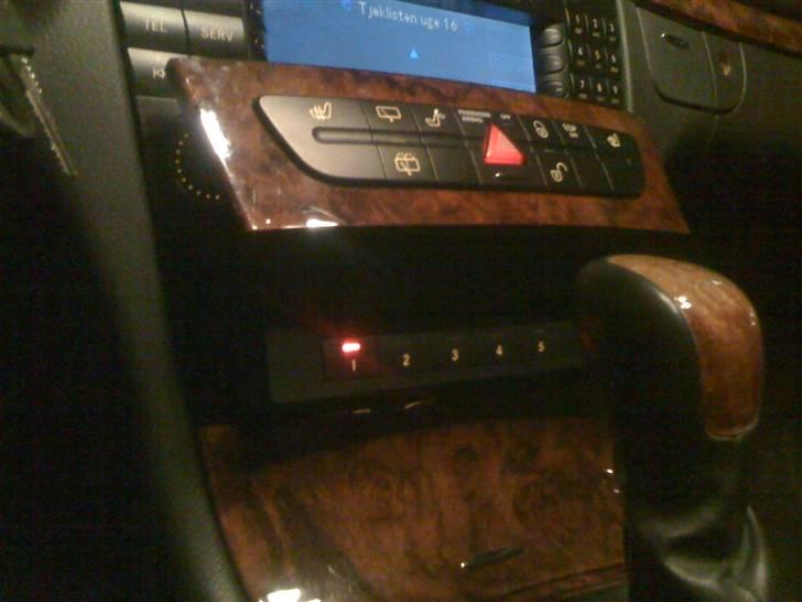 Mercedes Benz E270 CDI - Solgt! billede 13