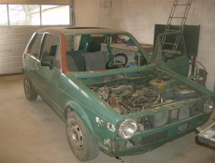 VW Golf 1 [1.6 D] PROJEKT (: billede 1