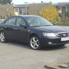 Hyundai Sonata 3.3 V6 *Solgt*