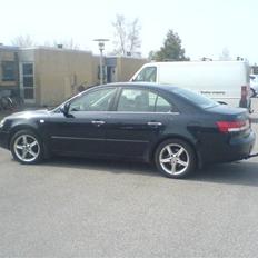 Hyundai Sonata 3.3 V6 *Solgt*