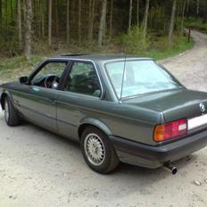 BMW E30 318i Coupe