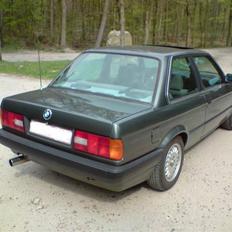 BMW E30 318i Coupe