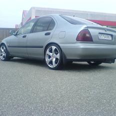 Honda Civic 1.6i LS