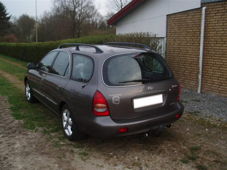 Hyundai Elantra billede 2