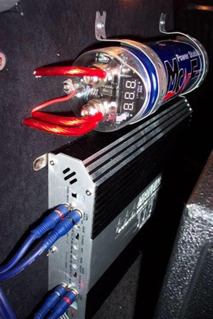 Fiat Punto 1.2 75 (SOLGT) - Min kondensator, og TNT Forstærker billede 20