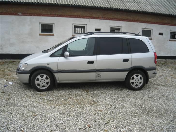 Opel zafira (solgt) billede 1