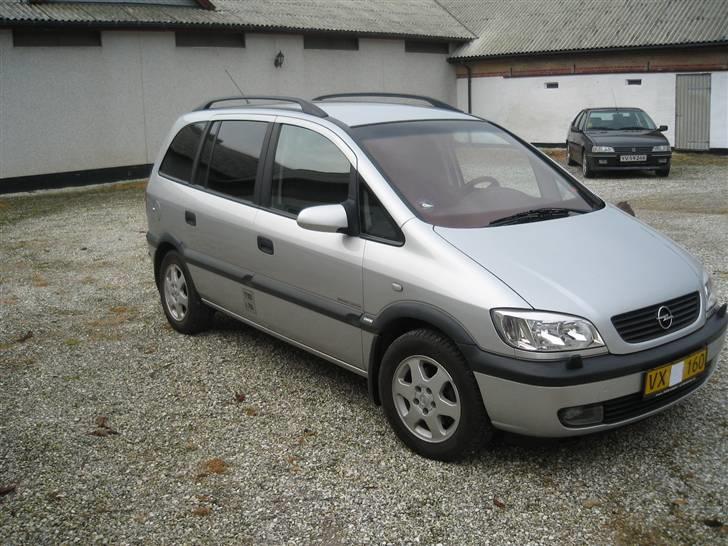 Opel zafira (solgt) billede 4