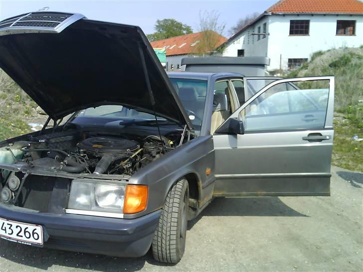 Mercedes Benz 190 E *Byttet* billede 8