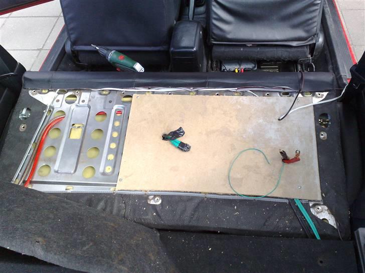 Mazda MX 3 1.6 (solgt) billede 10