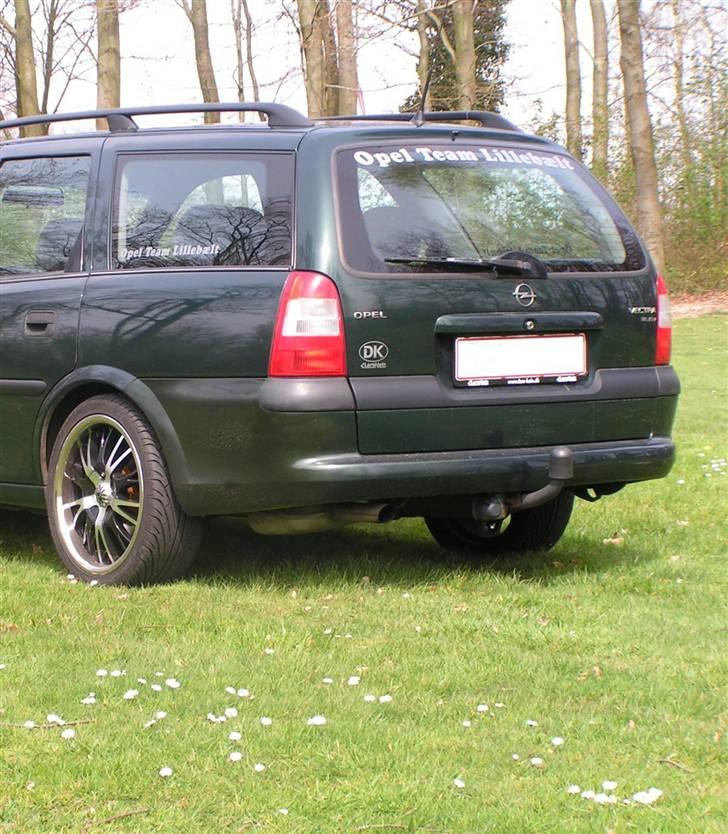 Opel Vectra B St.Car Business  - Der er et par Streamers på bilen :o) billede 16