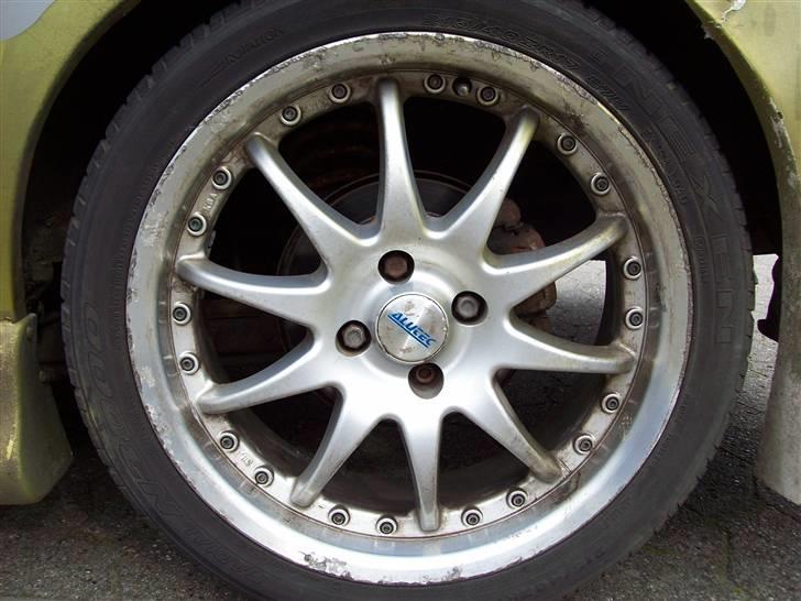 Nissan almera billede 10