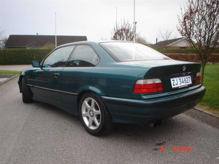 BMW 325i Coupé *SOLGT* billede 4