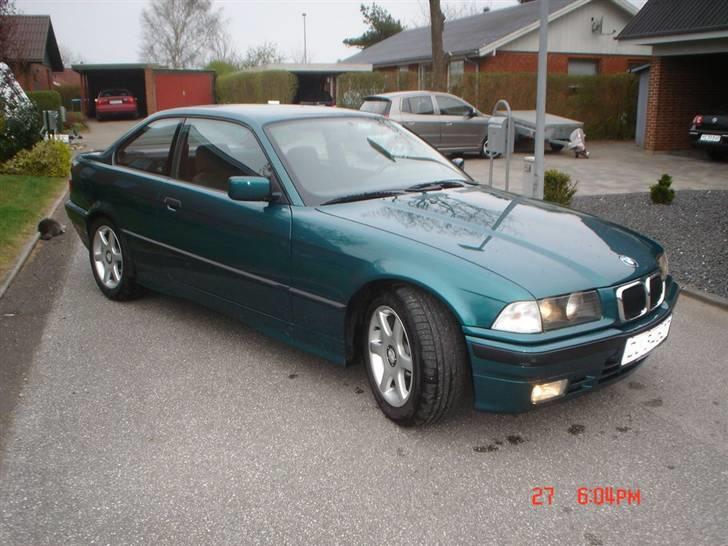 BMW 325i Coupé *SOLGT* billede 7