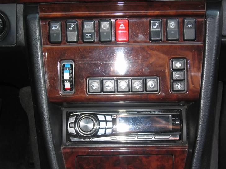 Mercedes Benz AMG 300E 24V billede 11