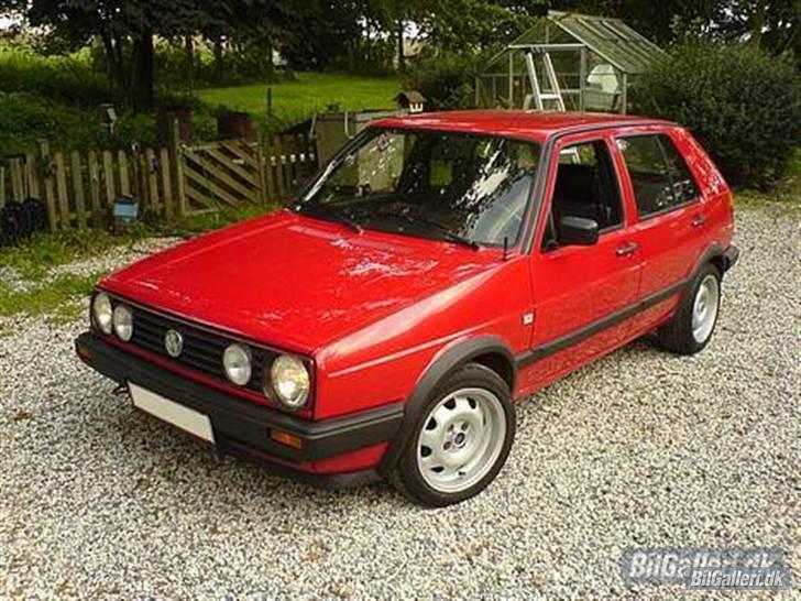 VW Golf 2 SOLGT - Bilen som da jeg købte den. Inden folie osv. billede 11