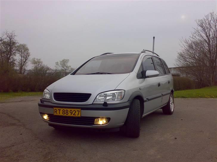 Opel Zafira SOLGT billede 2